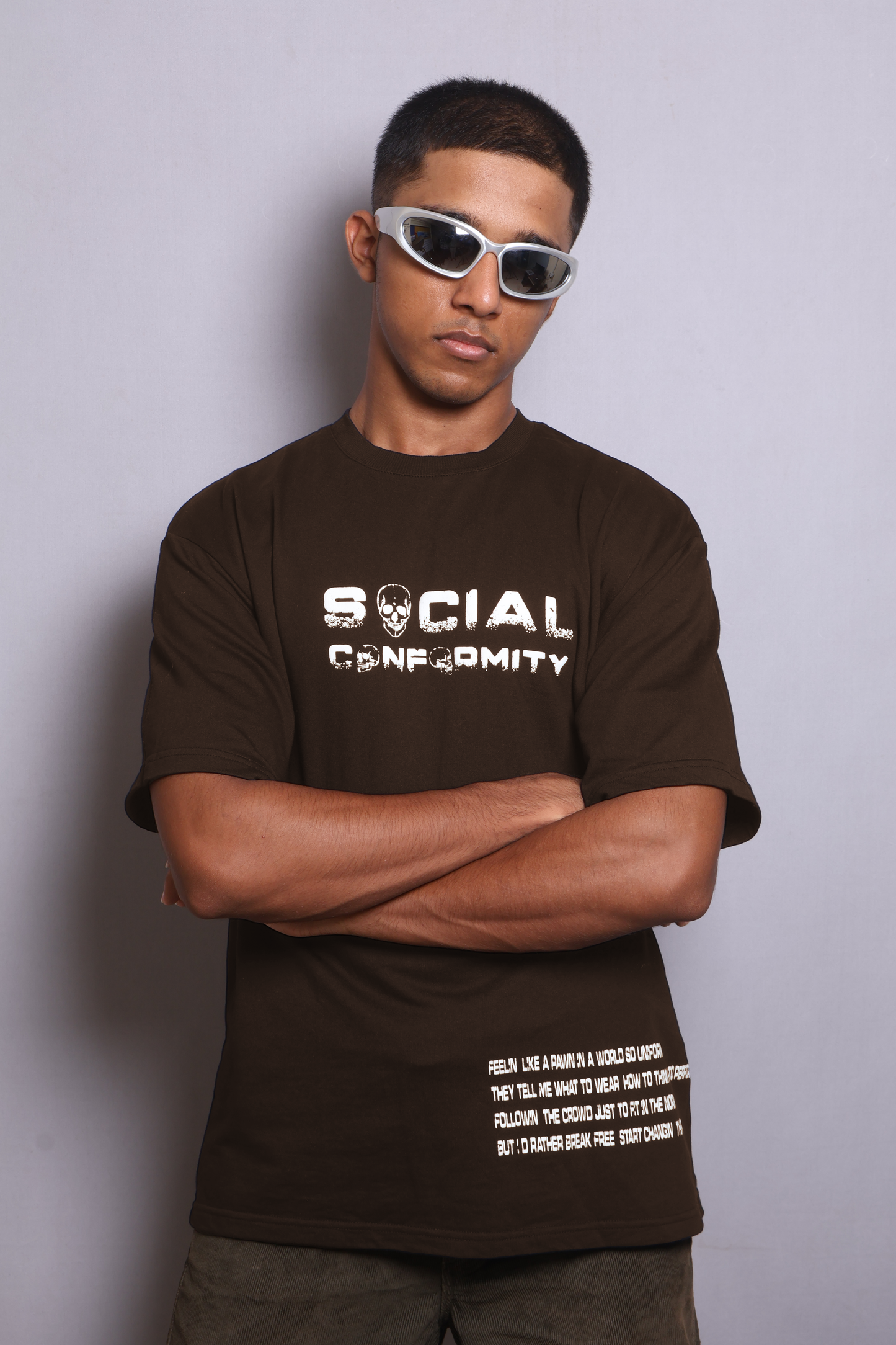 SOCIAL CONFORMITY- OVERSIZED TSHIRT